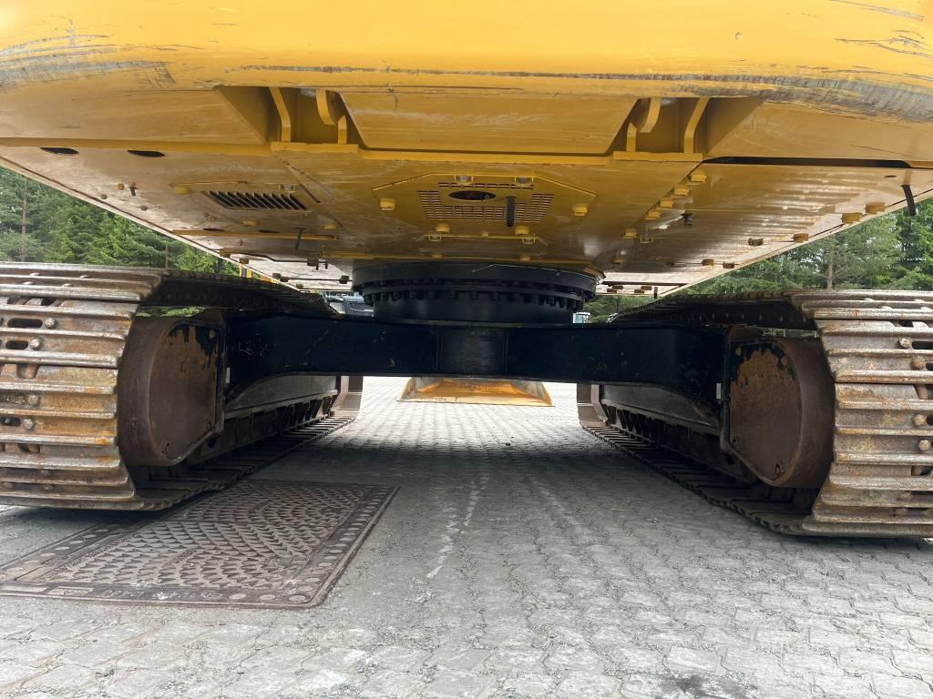 CAT 326 07A Next Gen حفارات زحافة