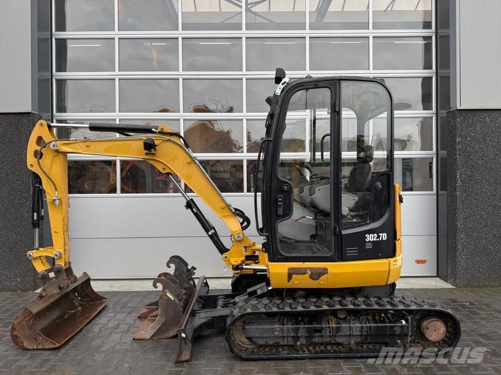 CAT 302.7D CR حفارات صغيرة أقل من 7 طن (حفارات صغيرة)