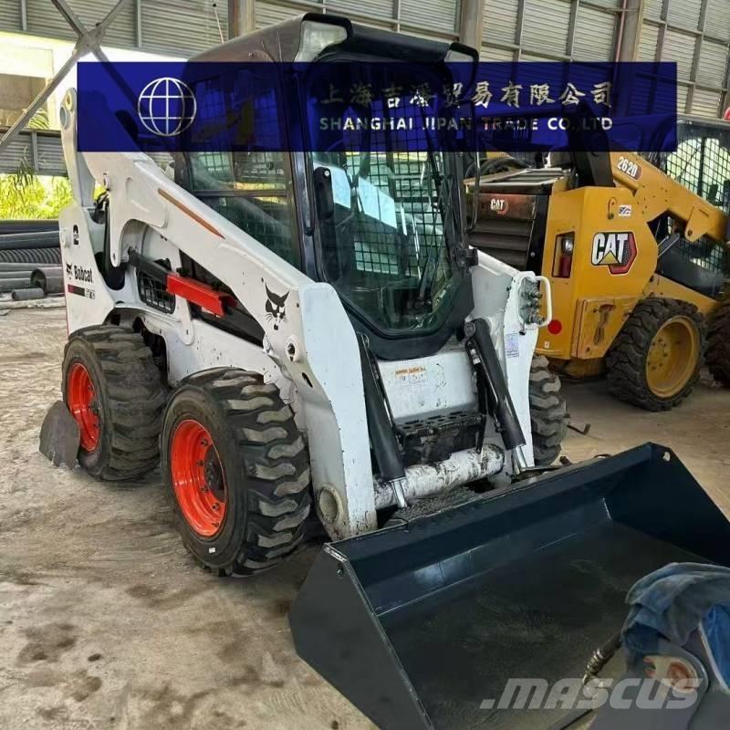 Bobcat S 770 لوادر انزلاقية التوجيه