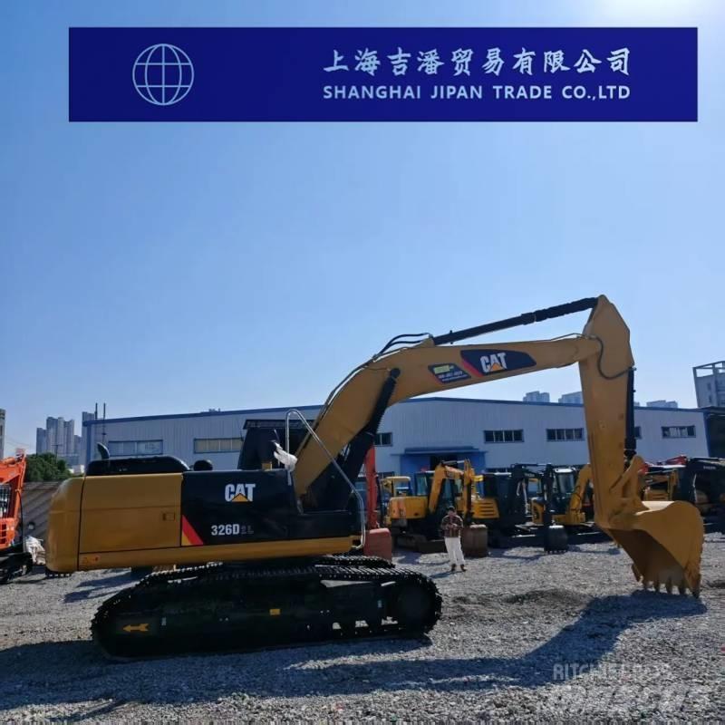 CAT 326 D حفارات زحافة