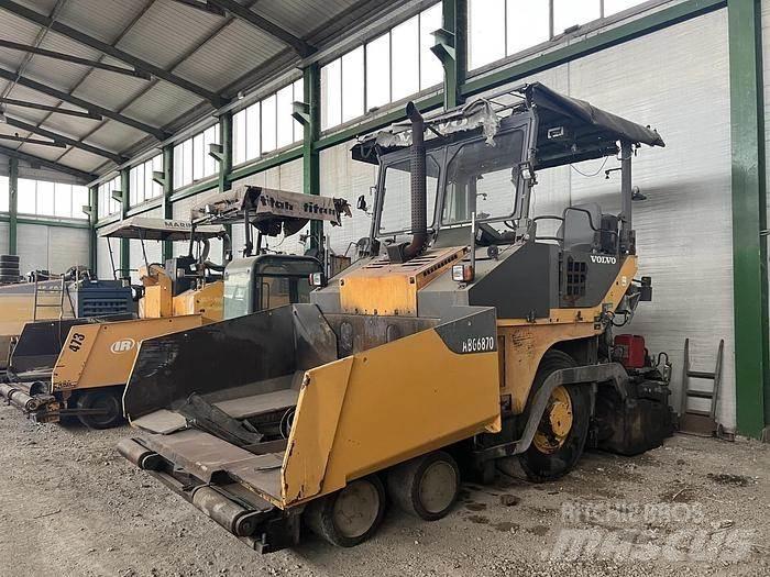 Volvo ABG 6870 معدات السفلتة