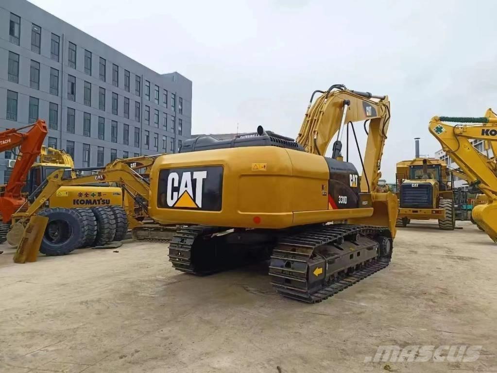 CAT 330 D حفارات زحافة