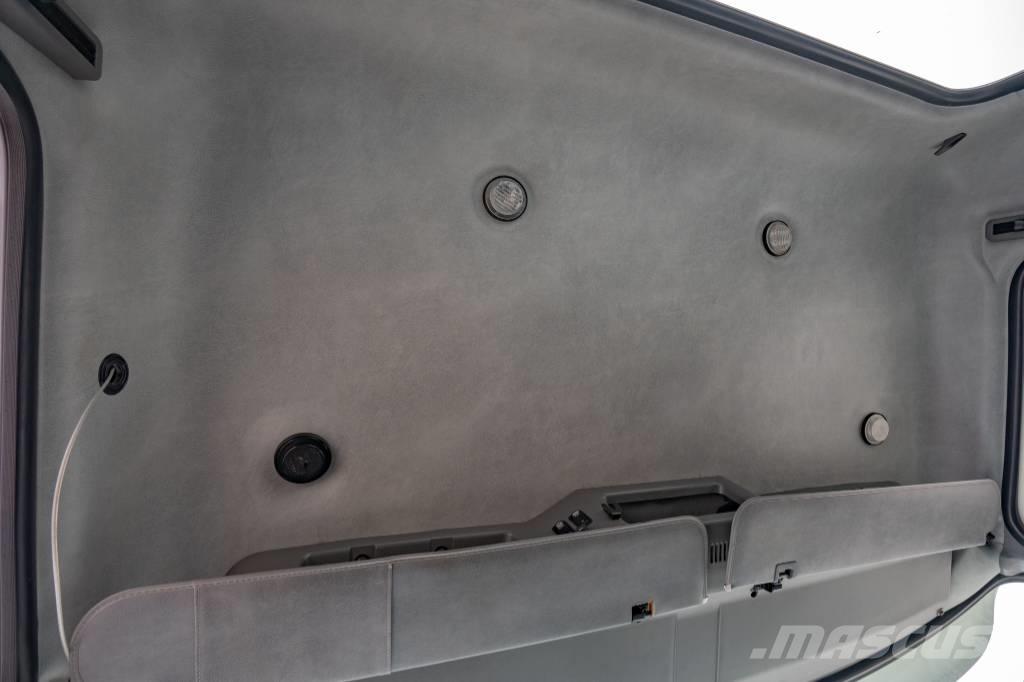 Mack Granite GU 813 وحدات الجر