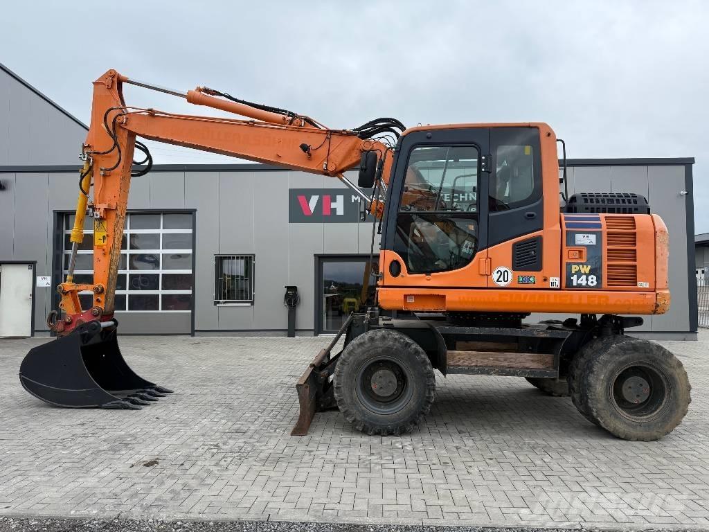Komatsu PW 148-8 حفارات بعجل