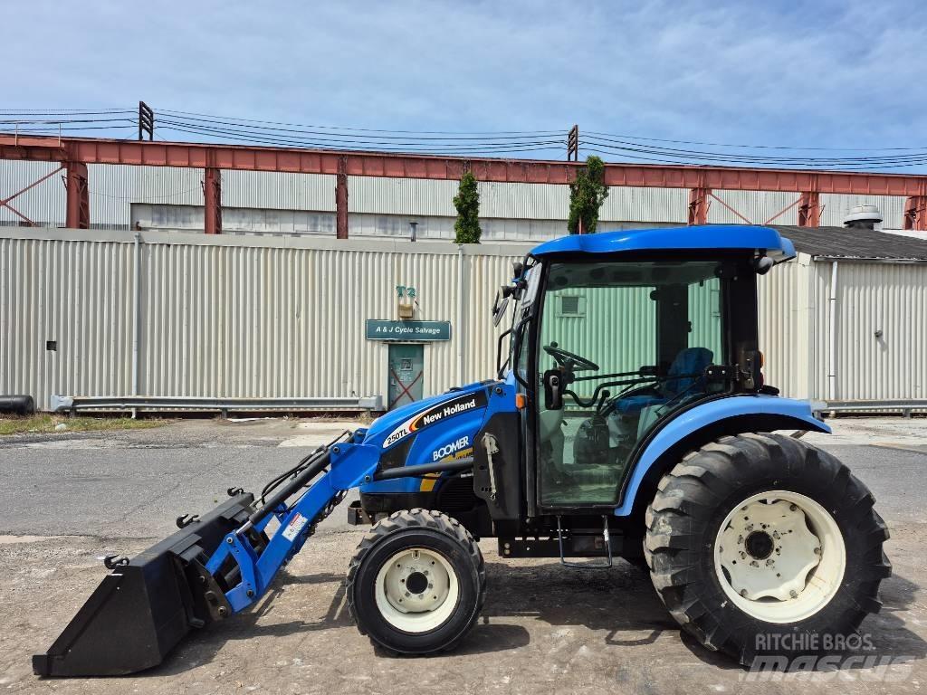 New Holland 3050 الجرارات