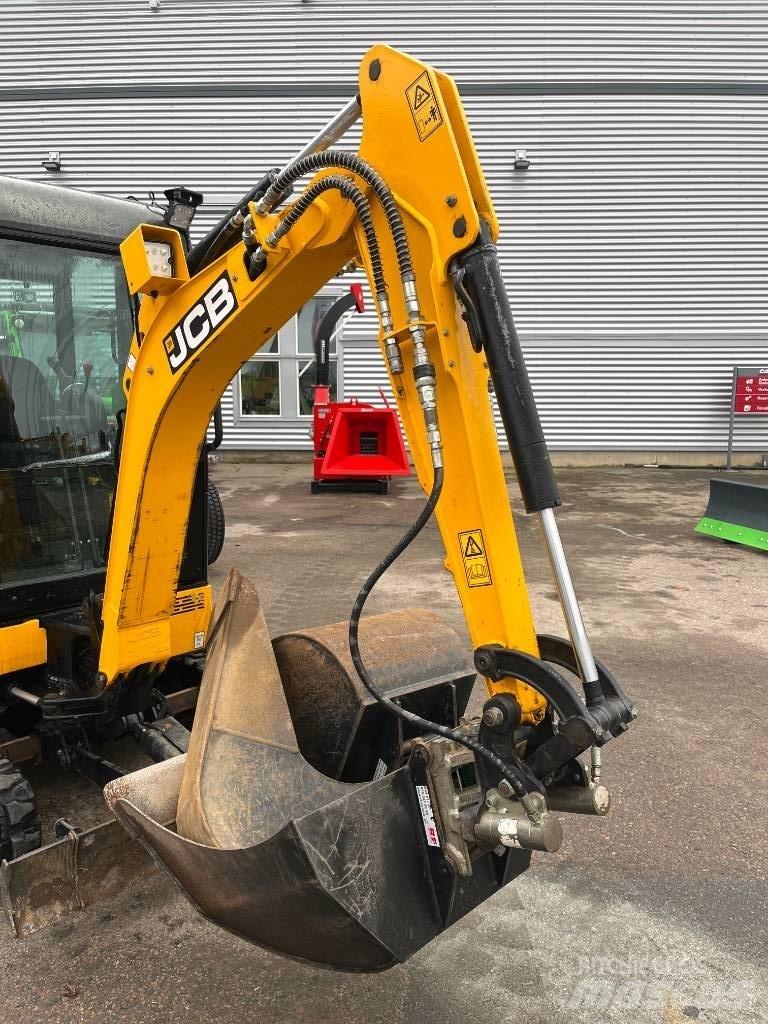 JCB 19 C حفارات صغيرة أقل من 7 طن (حفارات صغيرة)