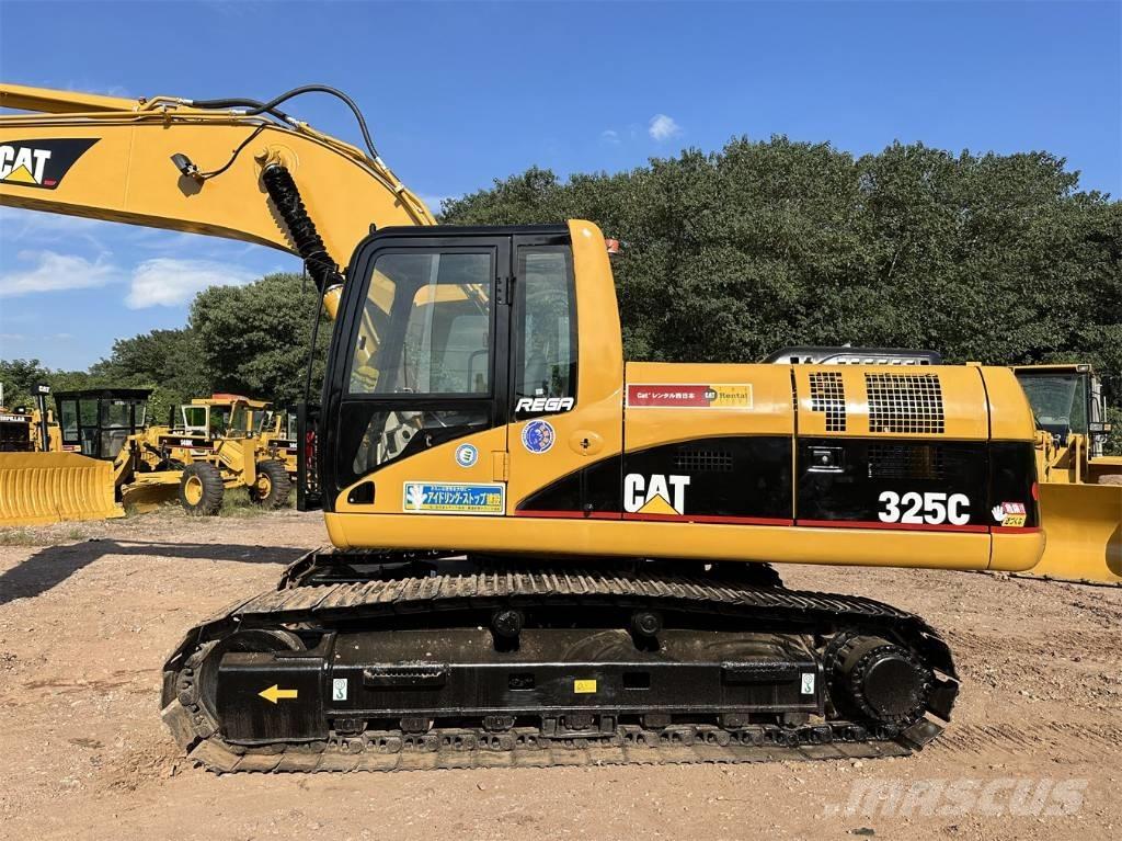 CAT 325C حفارات زحافة