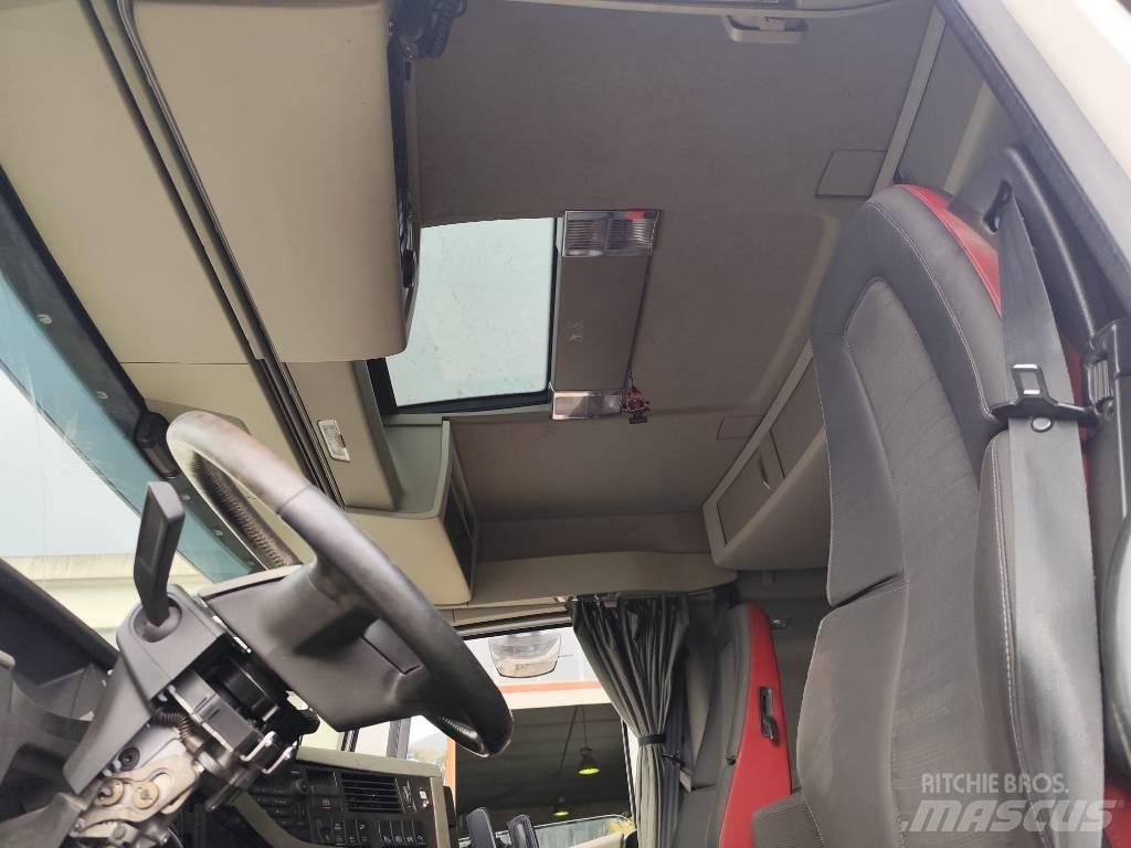 Volvo FH 13 540 شاحنات مسطحة / أوناش
