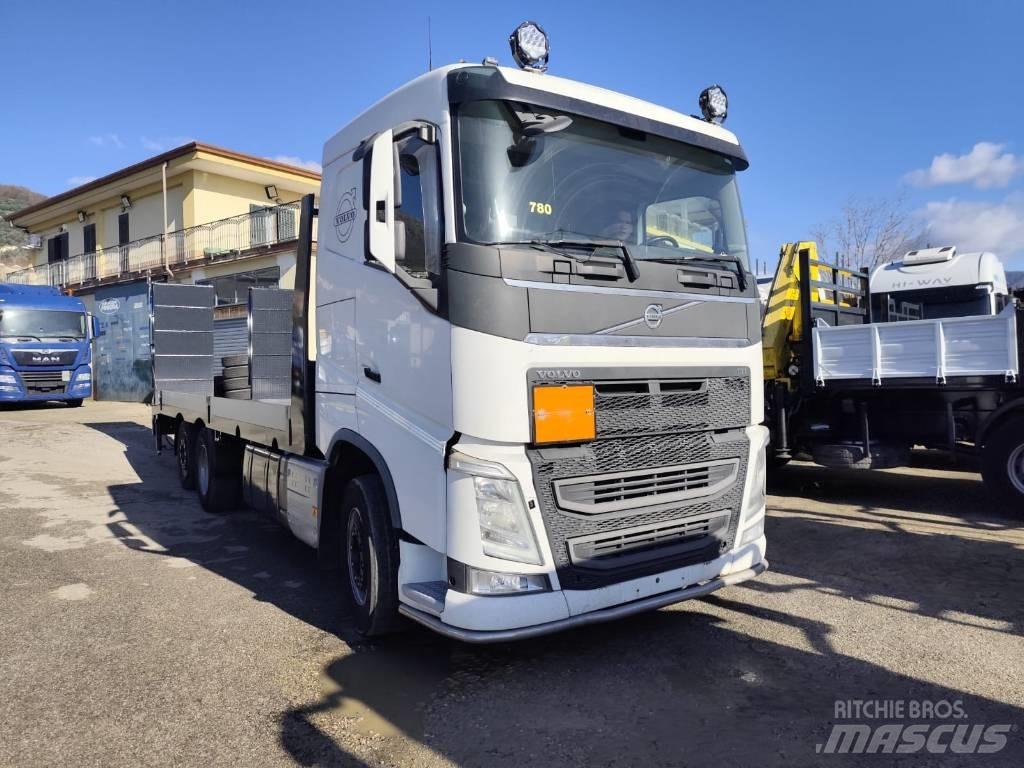 Volvo FH 13 540 شاحنات مسطحة / أوناش
