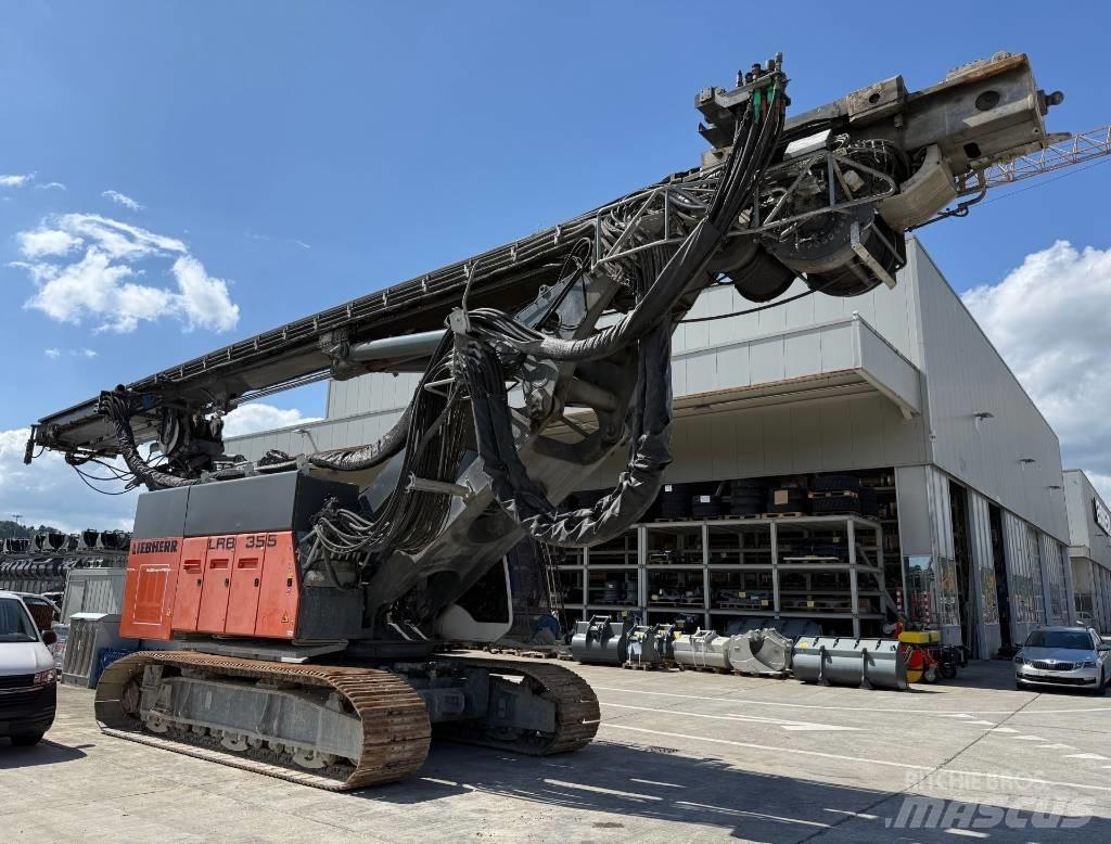 Liebherr LRB 355 مثاقيب ثقيلة