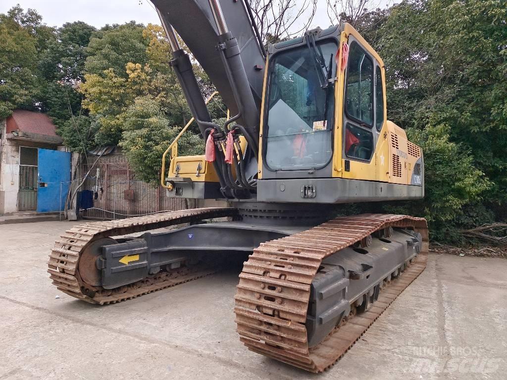 Volvo EC 360 B LC حفارات زحافة