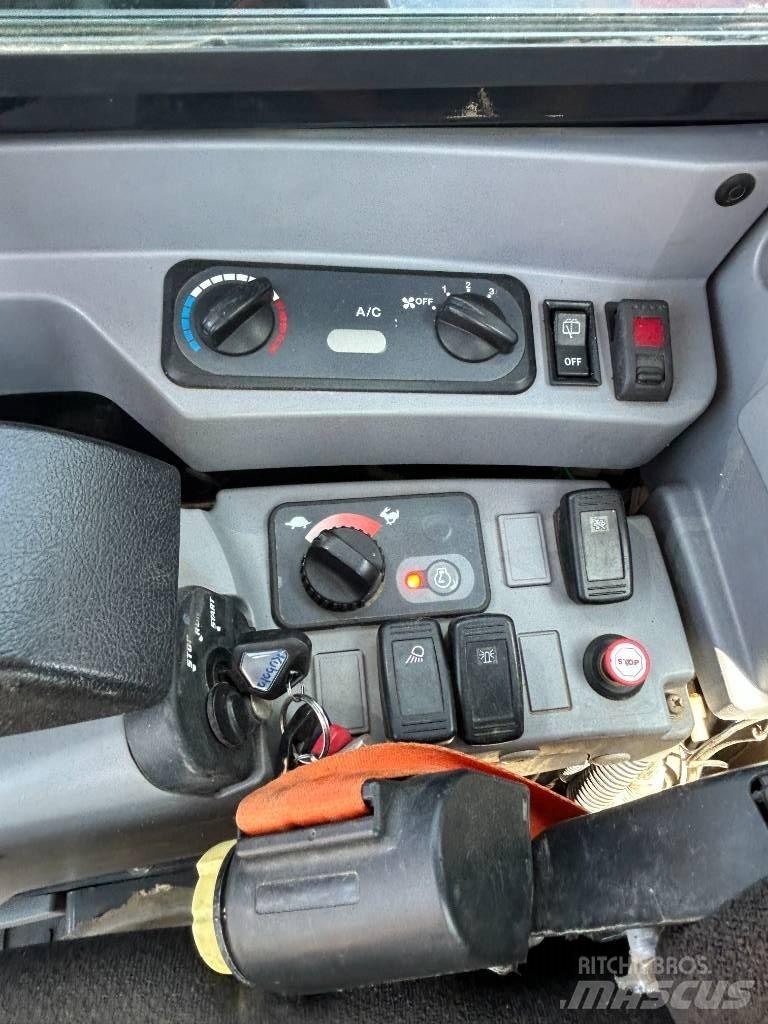 Kubota KX 080-4 حفارات وسط 7 طن - 12 طن