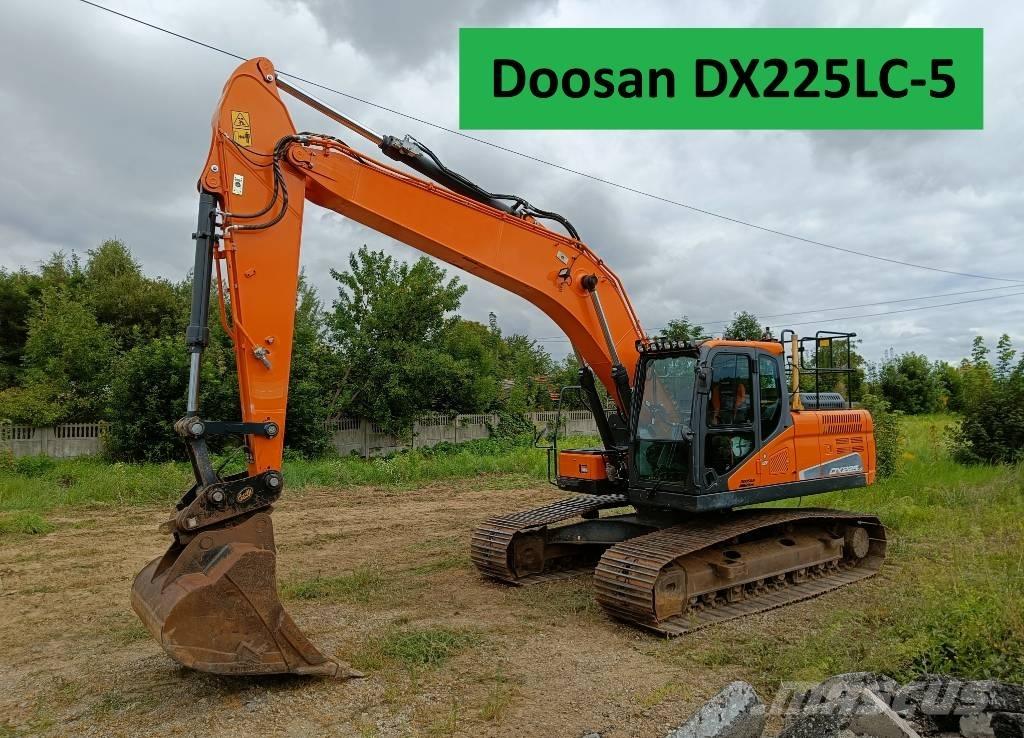 Doosan DX 225 LC-5 حفارات زحافة