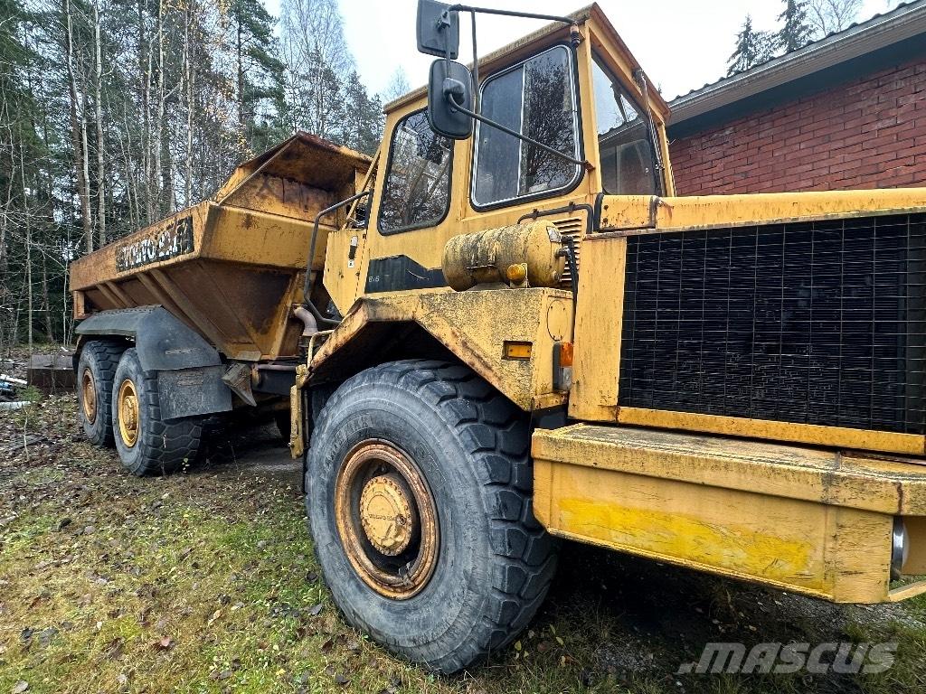 Volvo BM A25 6x6 ساحبات مفصلية