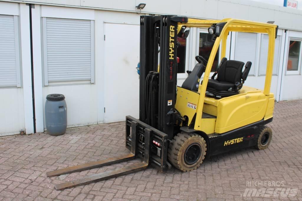 Hyster J 2.5 XN شاحنات ذات رافعات شوكية تعمل بالكهرباء