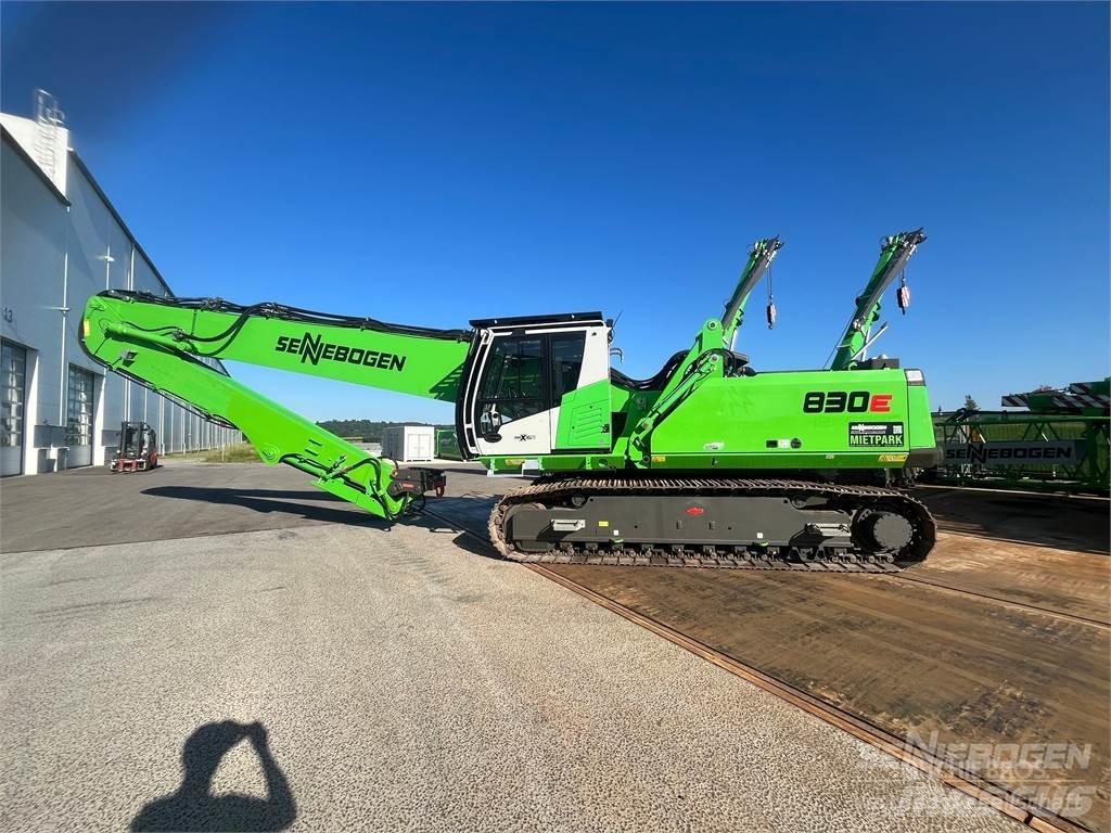 Sennebogen 830 R حفارات هدم