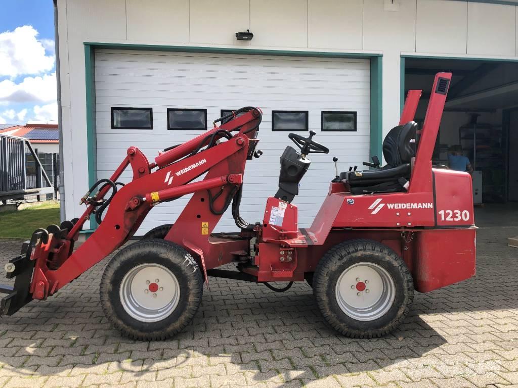 Weidemann 1230 لوادر بعجل