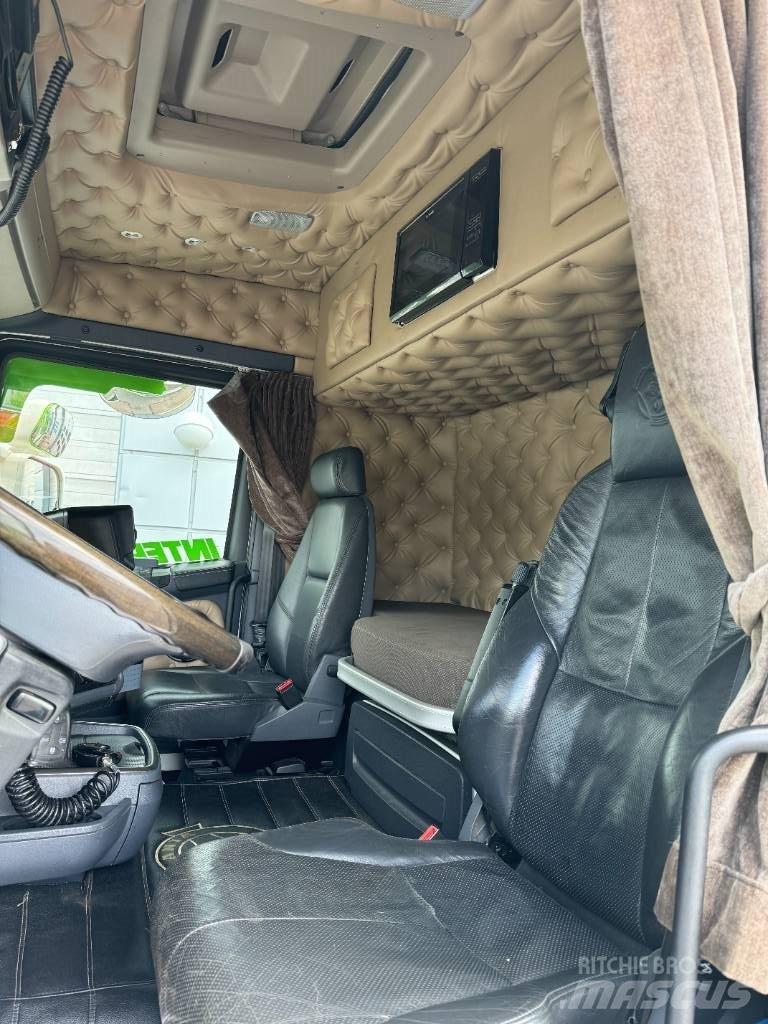 Scania R 520 LB8x4*4 شاحنات الرافعات الخطافية