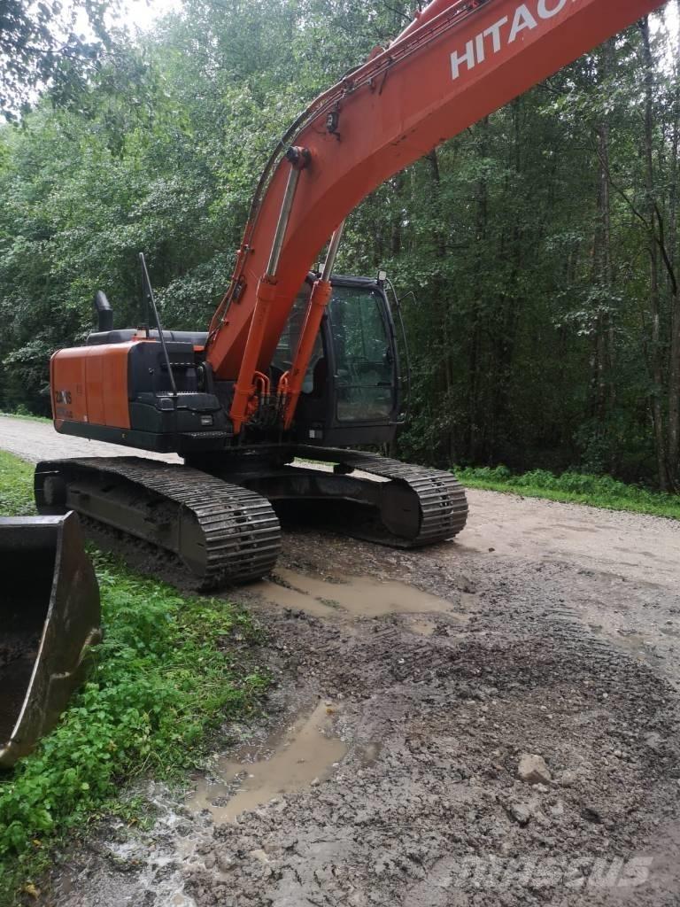 Hitachi ZX 210 LC-5B حفارات زحافة
