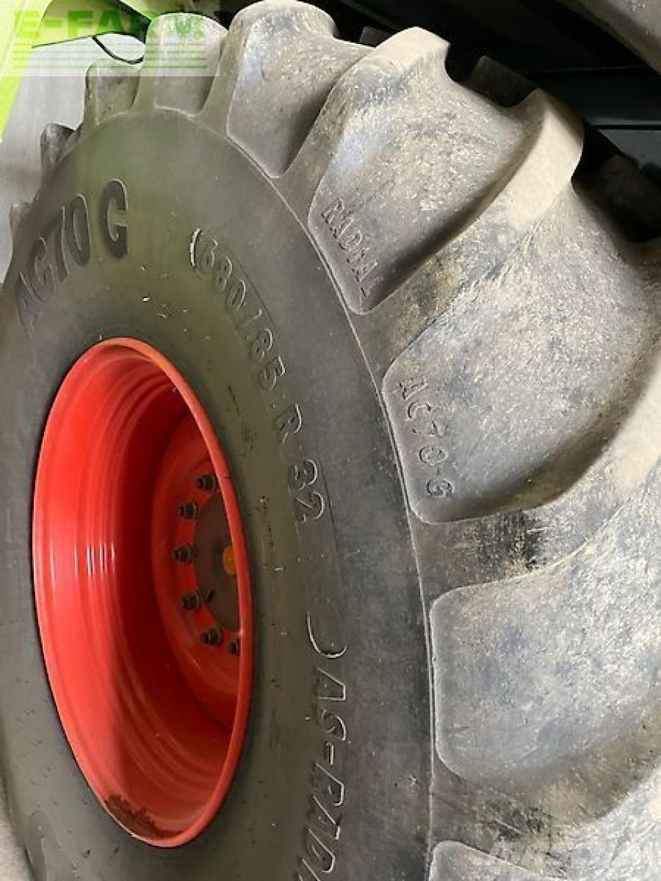 CLAAS lexion 650 حصادات