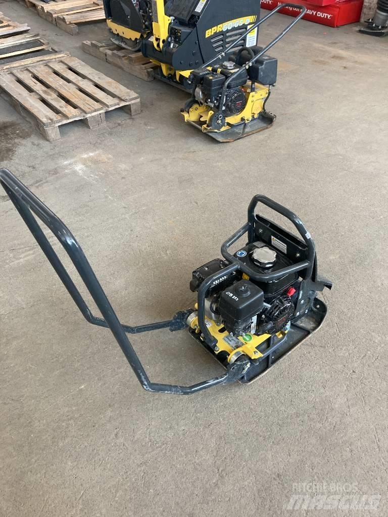 Bomag BP 10/35 دكاكات أفقية