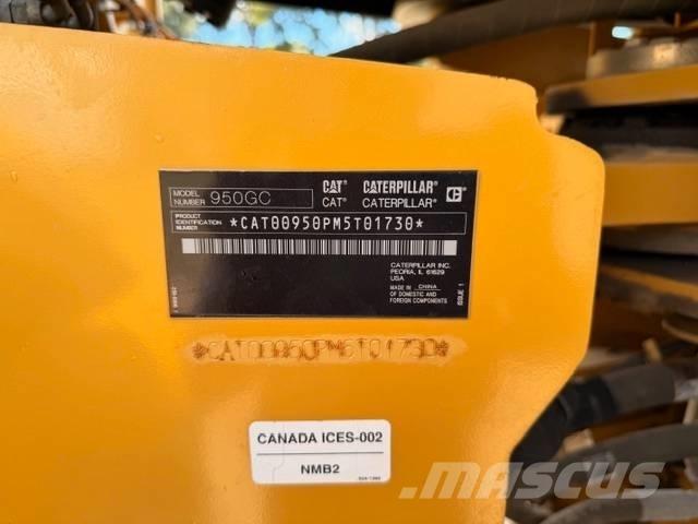 CAT 950GC لوادر بعجل