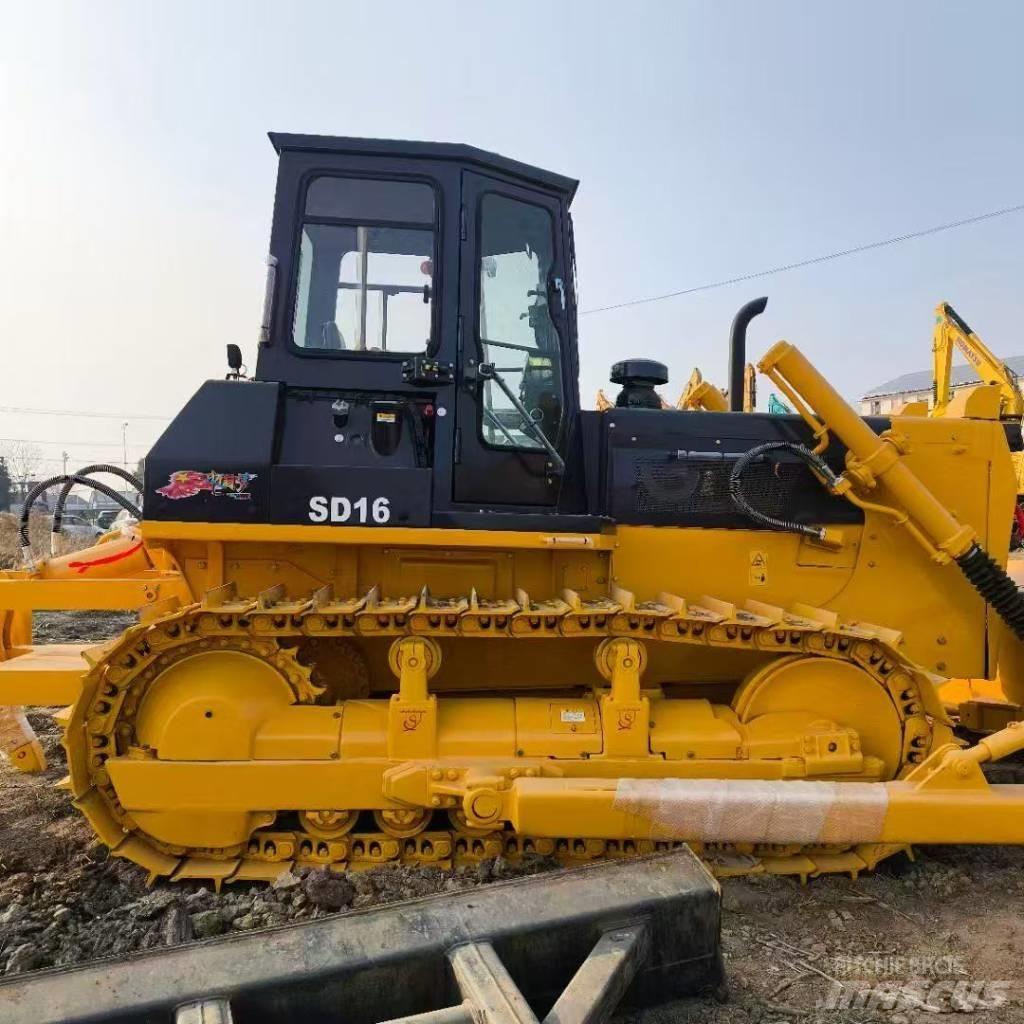 Shantui SD 16 L معدات تمهيد الطرق