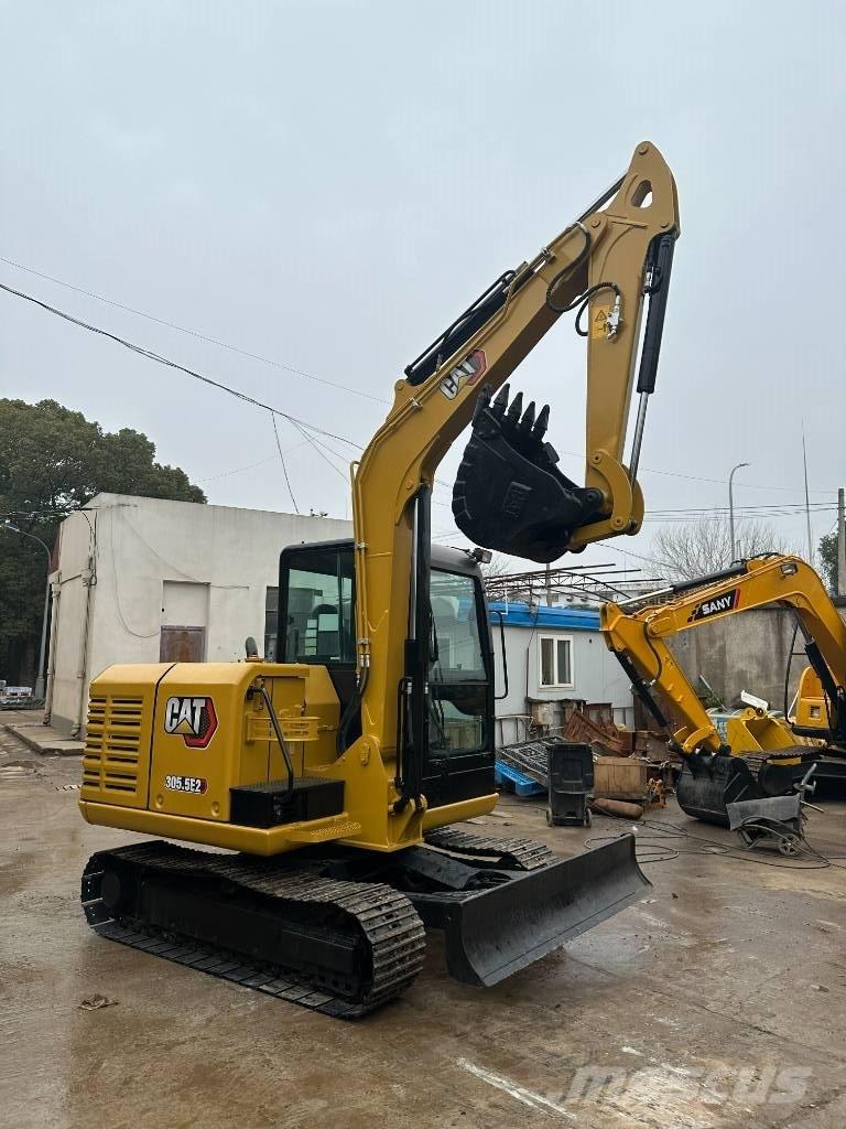 CAT CAT305.5 حفارات صغيرة أقل من 7 طن (حفارات صغيرة)