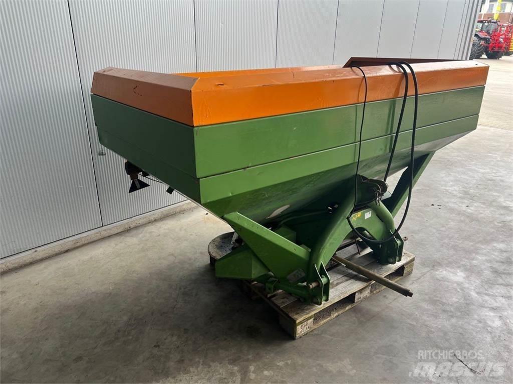Amazone ZA-U 1500 معدات فرد المواد المعدنية