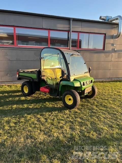 John Deere Gator TE ماكينات منفعة عامة