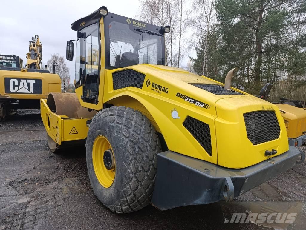 Bomag BW 213 مداحل أحادية الأسطوانة
