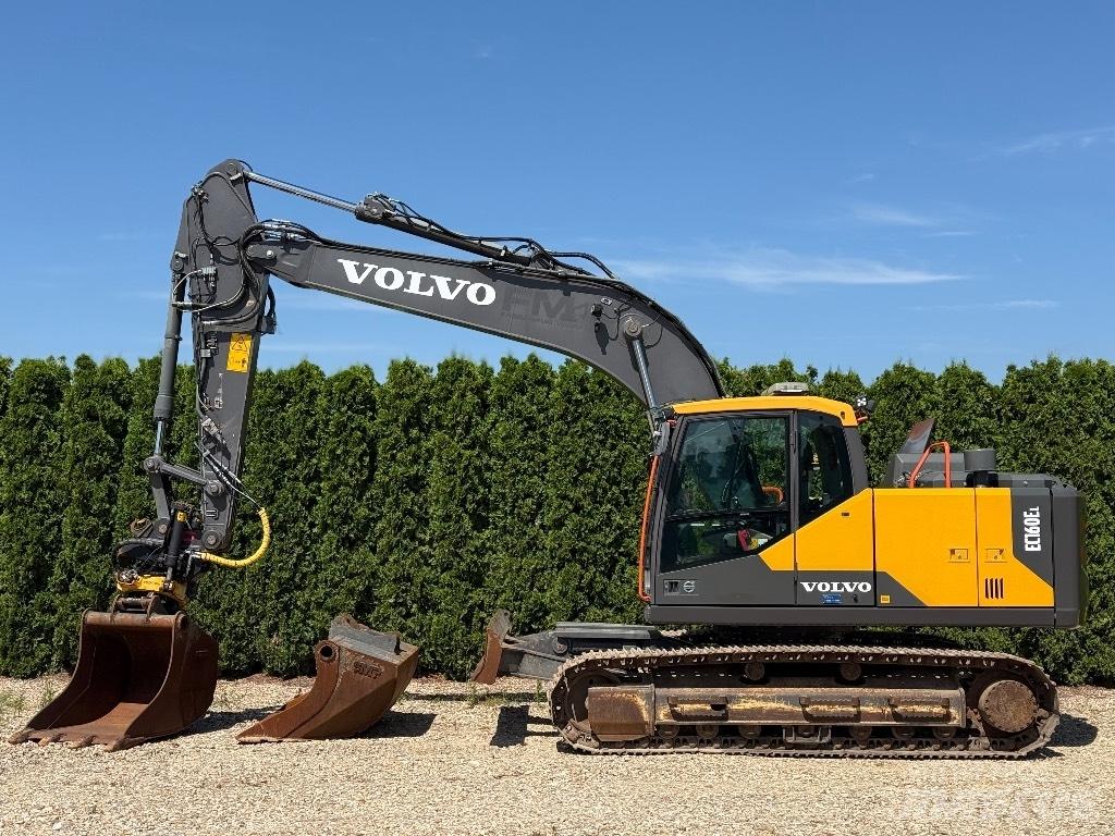 Volvo EC 160 EL حفارات زحافة
