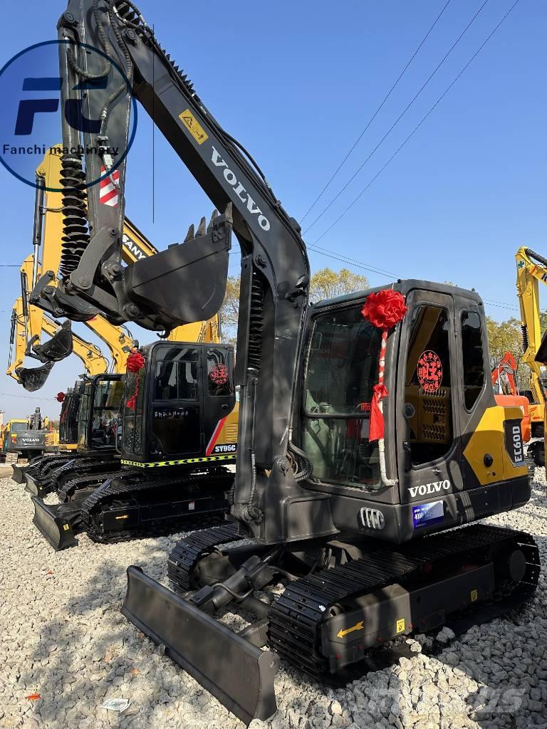 Volvo EC 60 D حفارات زحافة