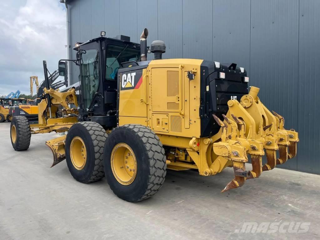 CAT 140M3 معدات تمهيد الطرق