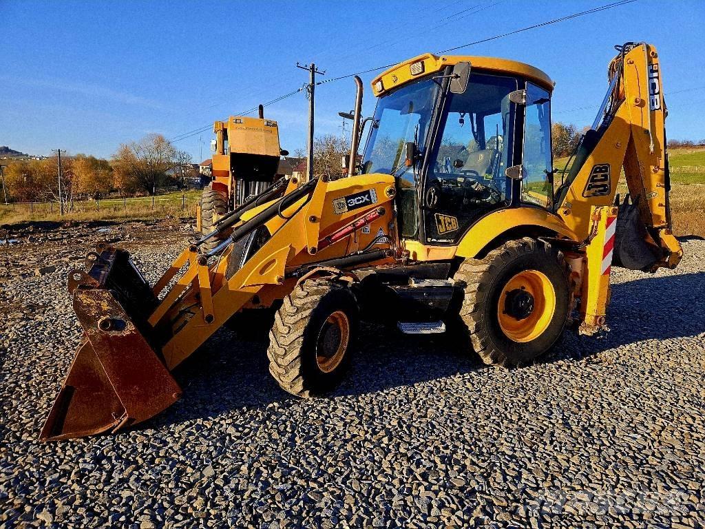 JCB 3CX لوادر ذات جرافات عكسية