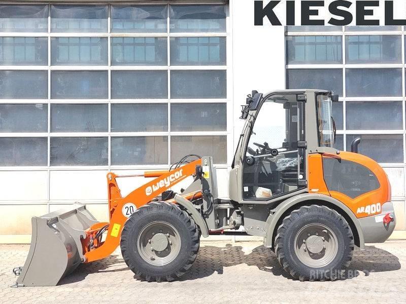 Atlas AR 400 لوادر انزلاقية التوجيه