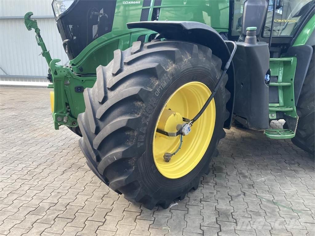 John Deere 6250R الجرارات