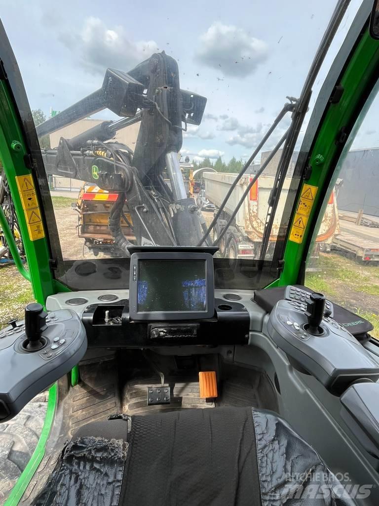 John Deere 1070E حصادات