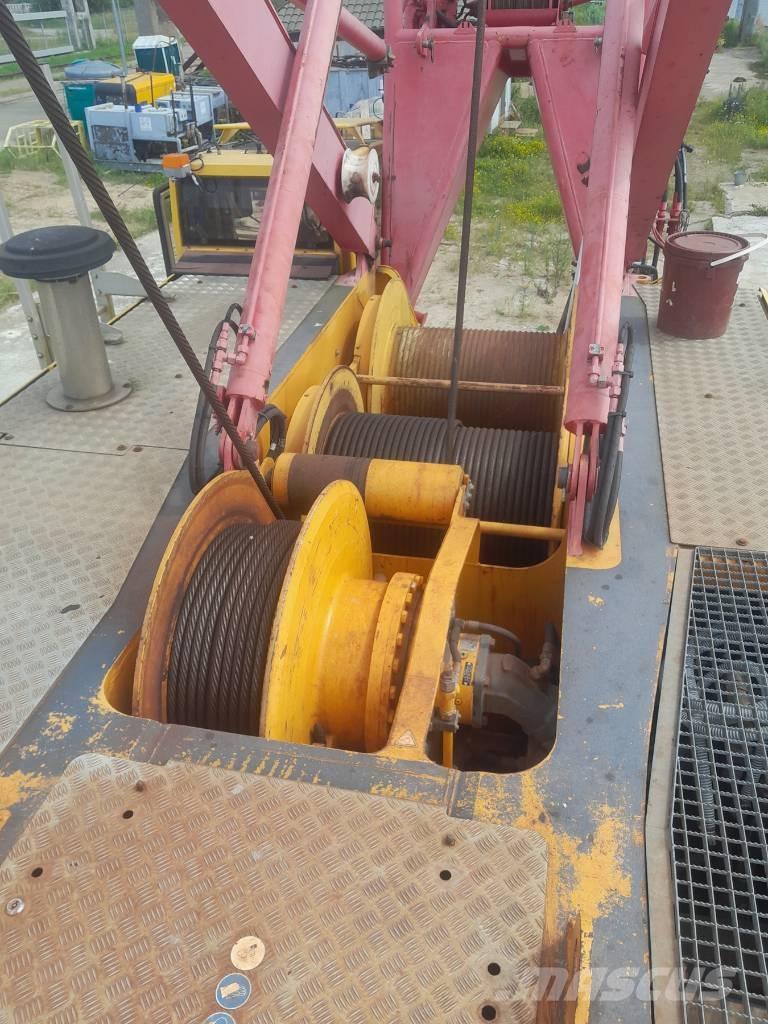 Liebherr LR 1130 رافعات مجنزرة
