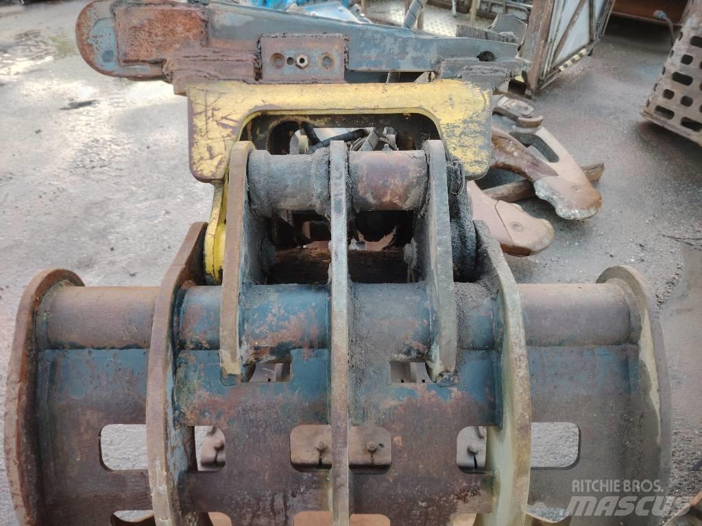 Engcon Koura خطاطيف