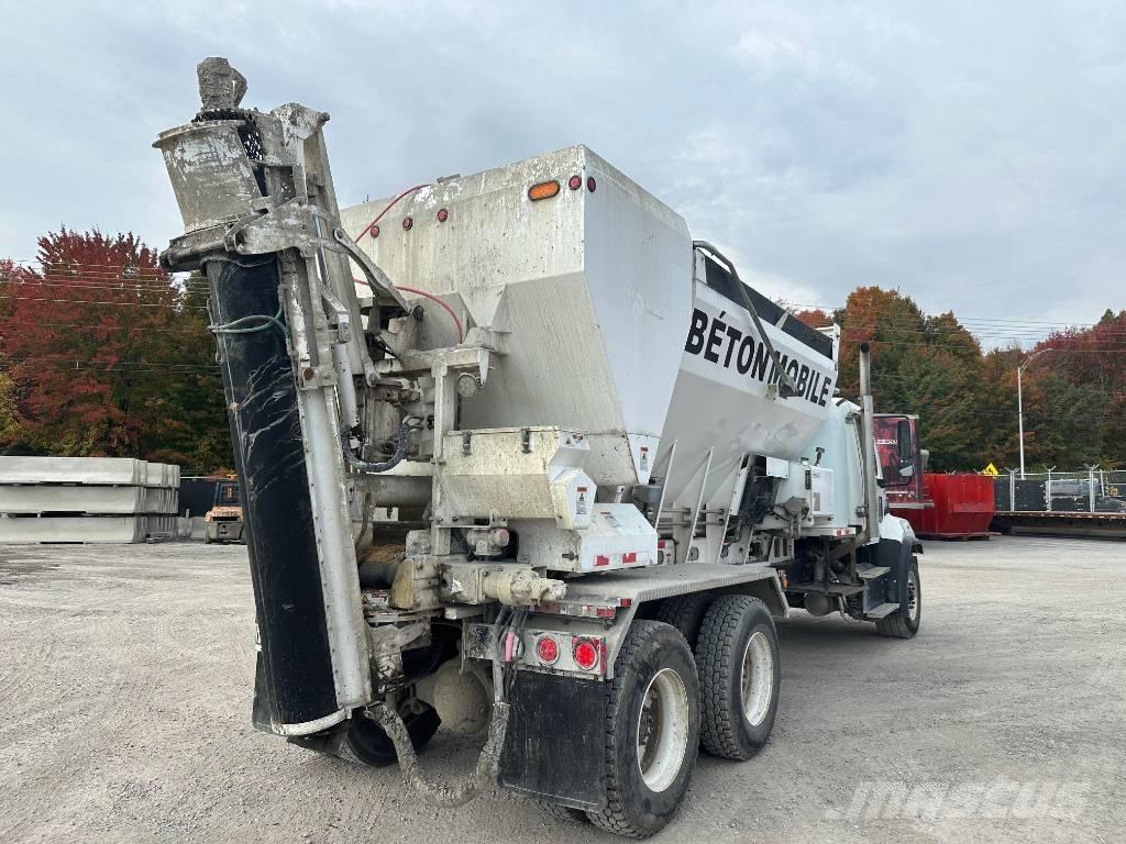 Freightliner 108 SD شاحنات أخرى