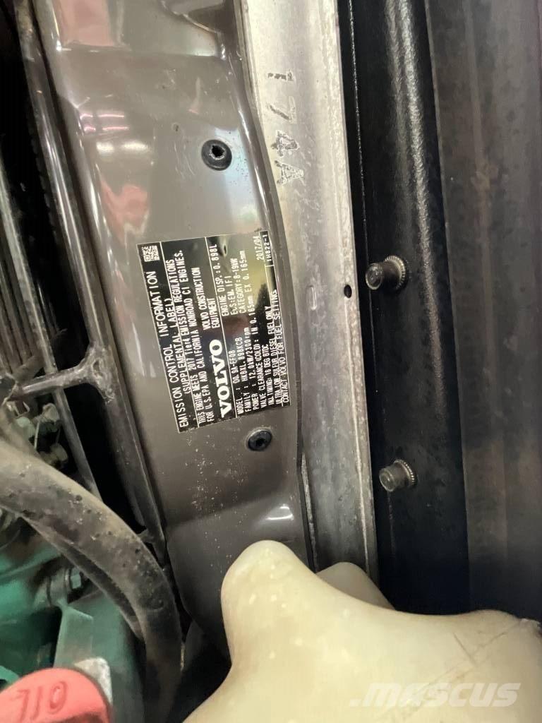 Volvo EC 18 D حفارات صغيرة أقل من 7 طن (حفارات صغيرة)