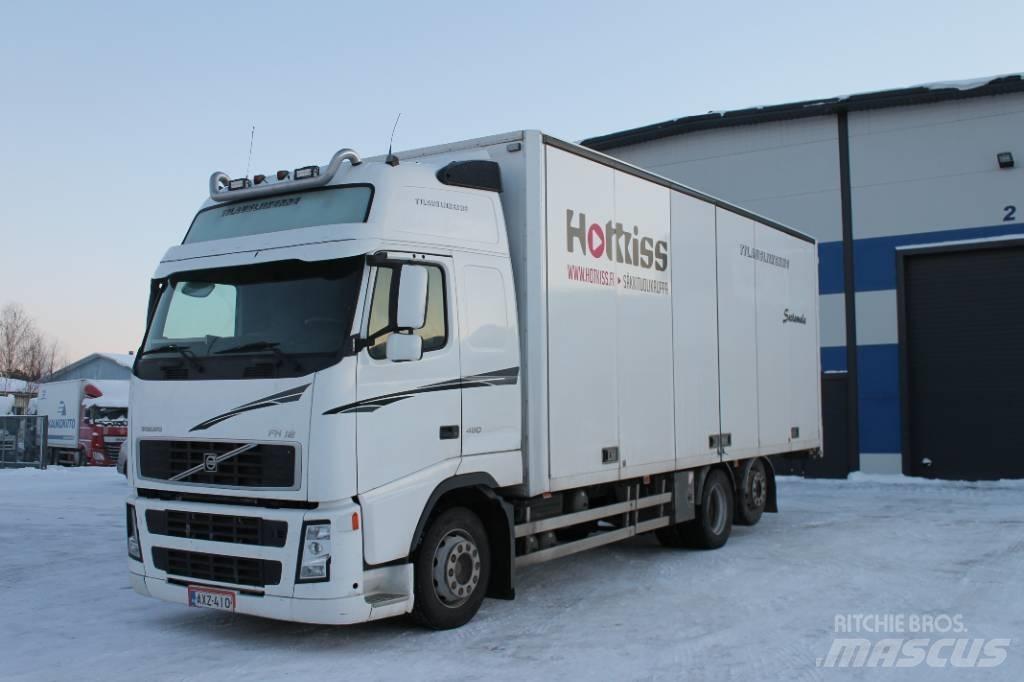 Volvo FH 12 460 شاحنات ذات هيكل صندوقي