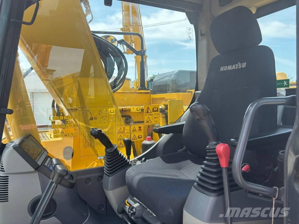Komatsu PC 138 US حفارات زحافة