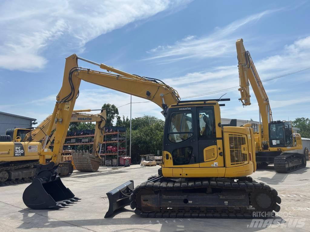 Komatsu PC 138 US-2 حفارات زحافة
