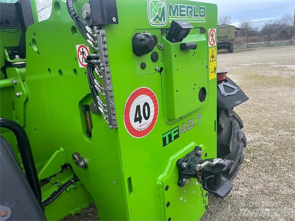 Merlo 42.7-140 معدات مناولة لأغراض الزراعة