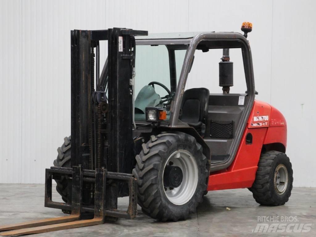 Manitou MH 25.4 T شاحنات الطرق الوعرة