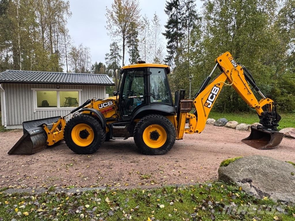 JCB 4 CX 14 HFCA لوادر ذات جرافات عكسية