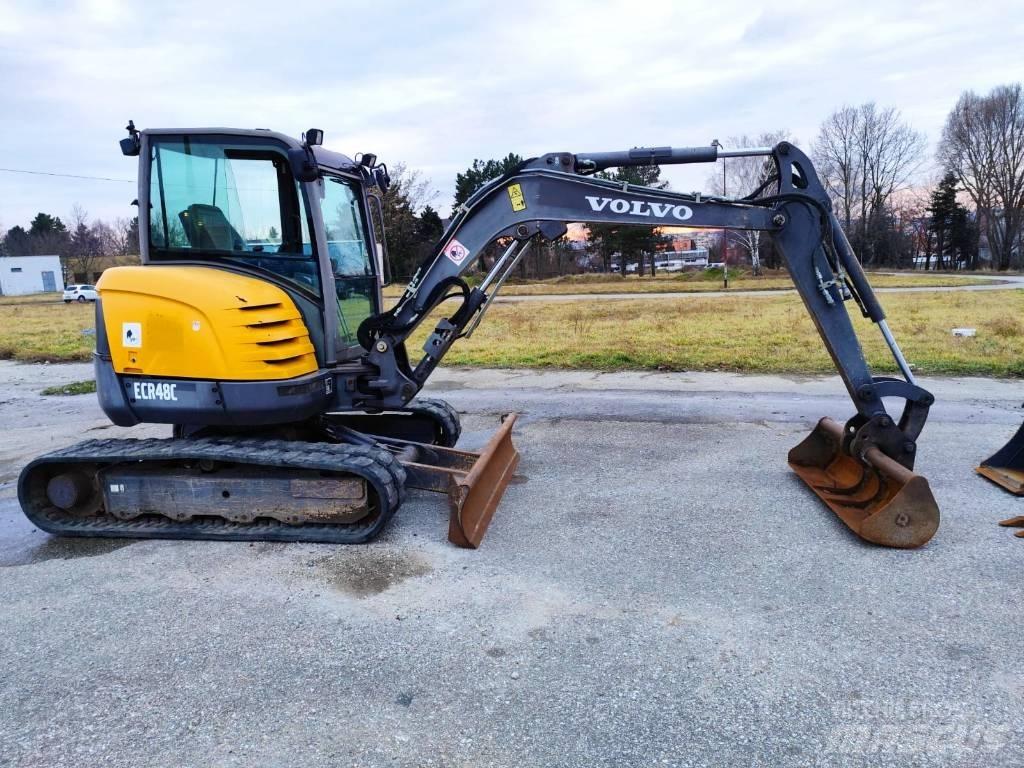 Volvo ECR 48 C حفارات صغيرة أقل من 7 طن (حفارات صغيرة)