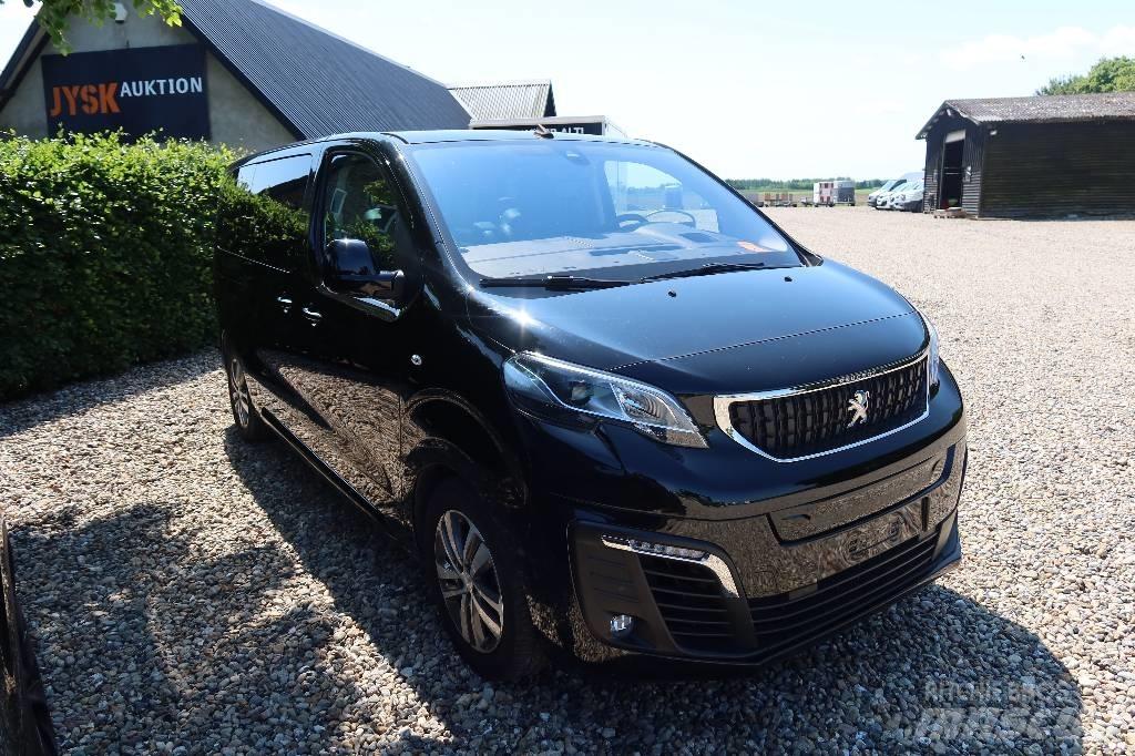 Peugeot E-Traveller سيارات